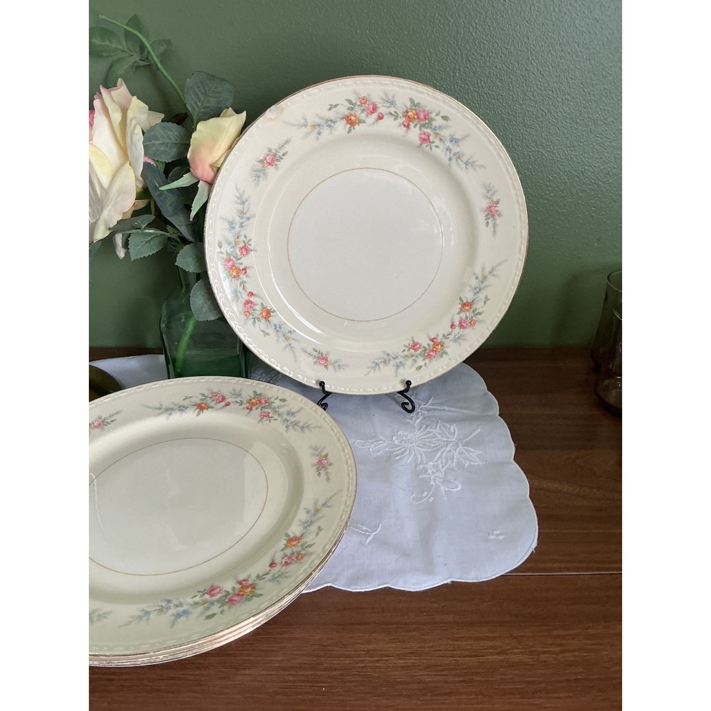 Vintage Homer Laughlin Cashmere Eggshell Georgian Dinner Plates Set of 4